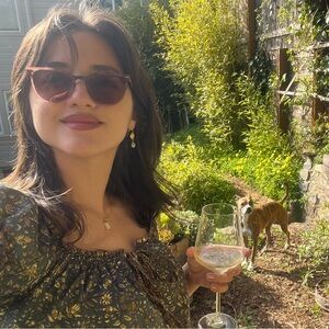 Meet your Posher, Bel